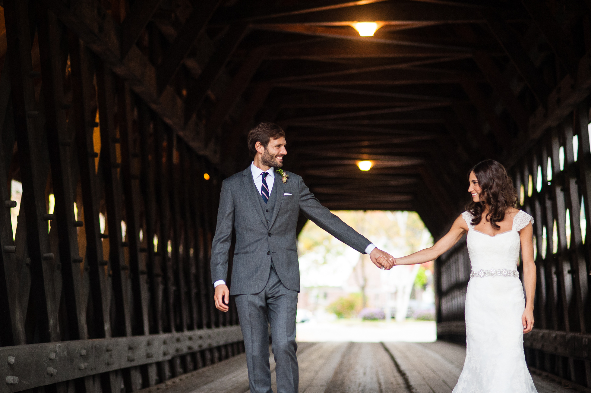 woodstock vermont covered bridge wedding portraits