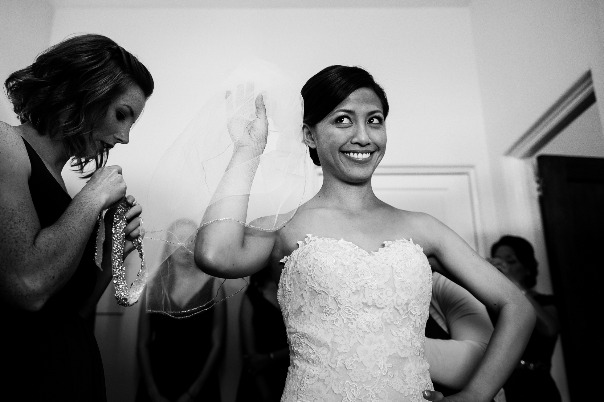 beautiful asheville bride getting ready 