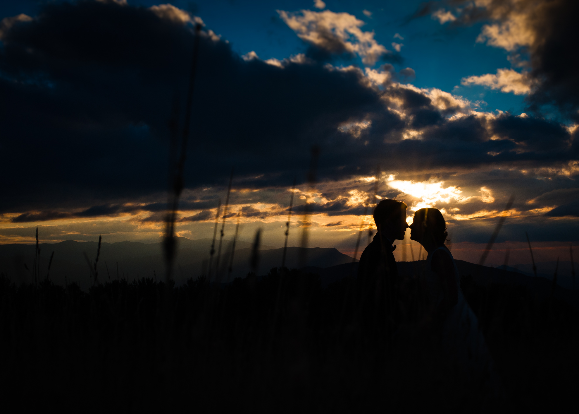 max patch wedding photo adventure session 