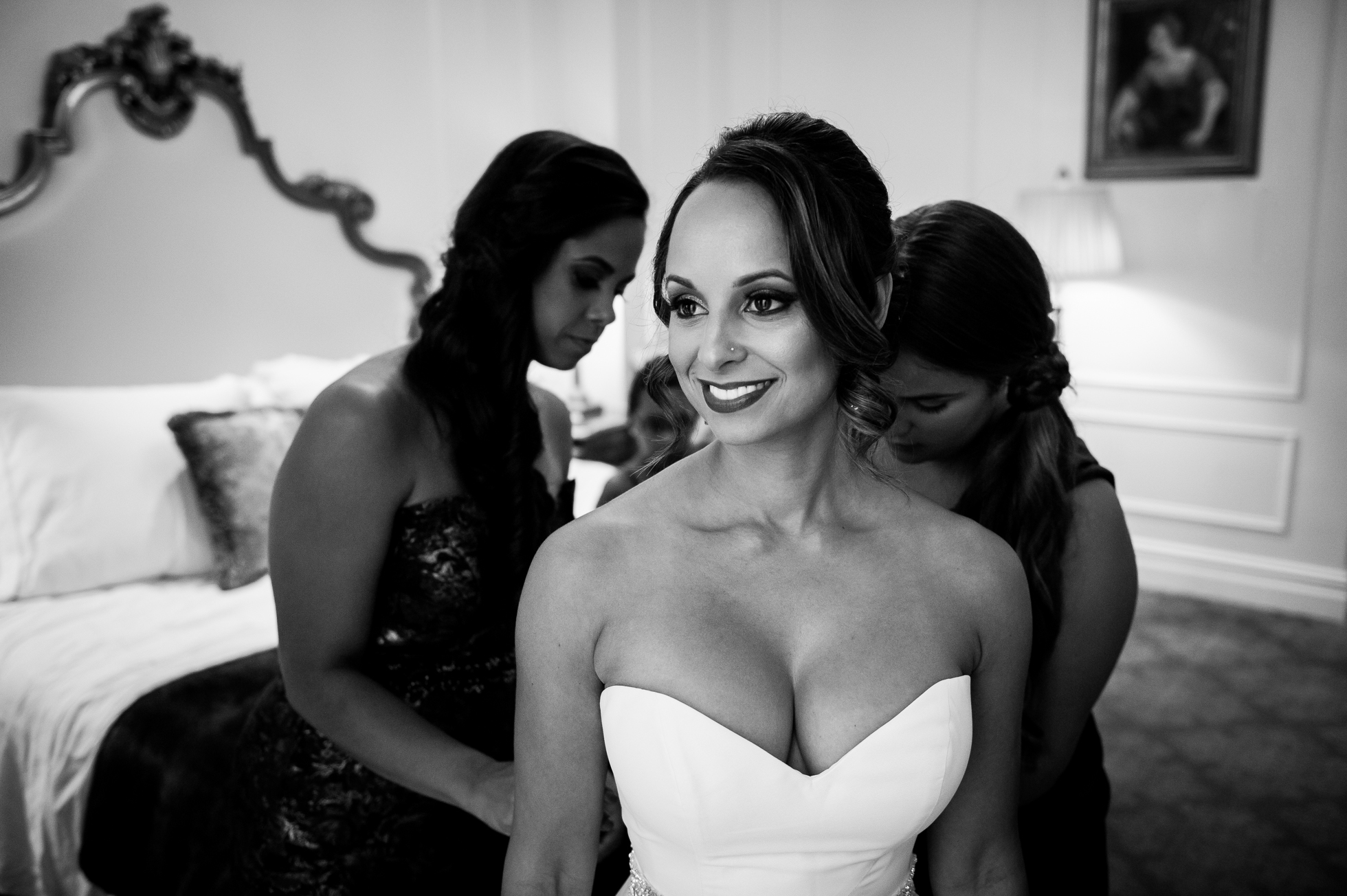 A chic NYC wedding getting ready at The Plaza  