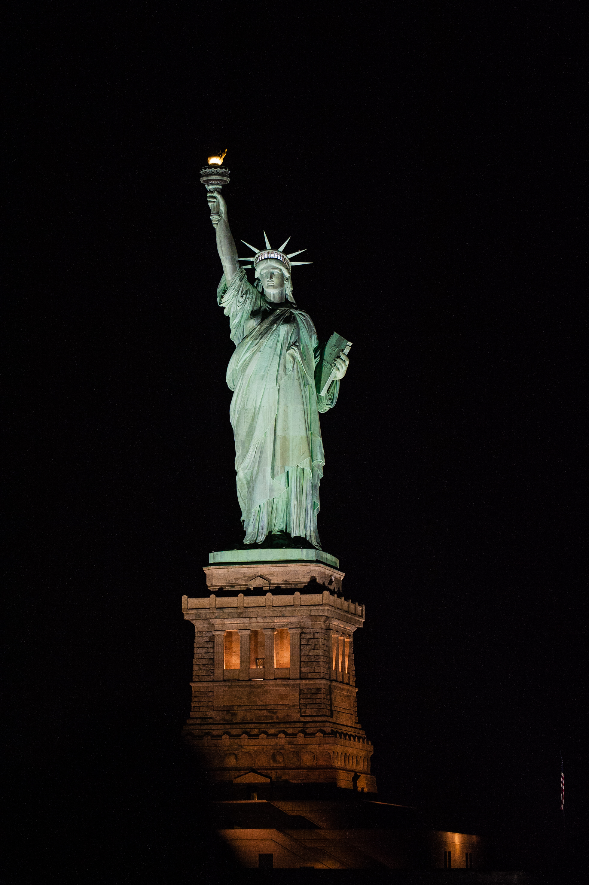 A Luxury Yacht Wedding reception in NYC on the Atlantica