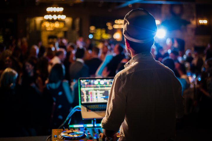 lucas the DJ kept the dancefloor packed at old edwards inn wedding