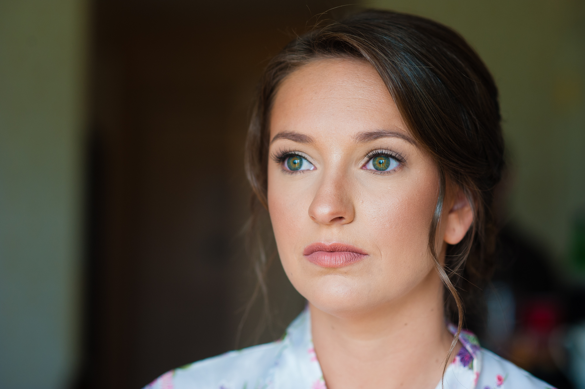 beautiful bride getting ready at biltmore estate inn