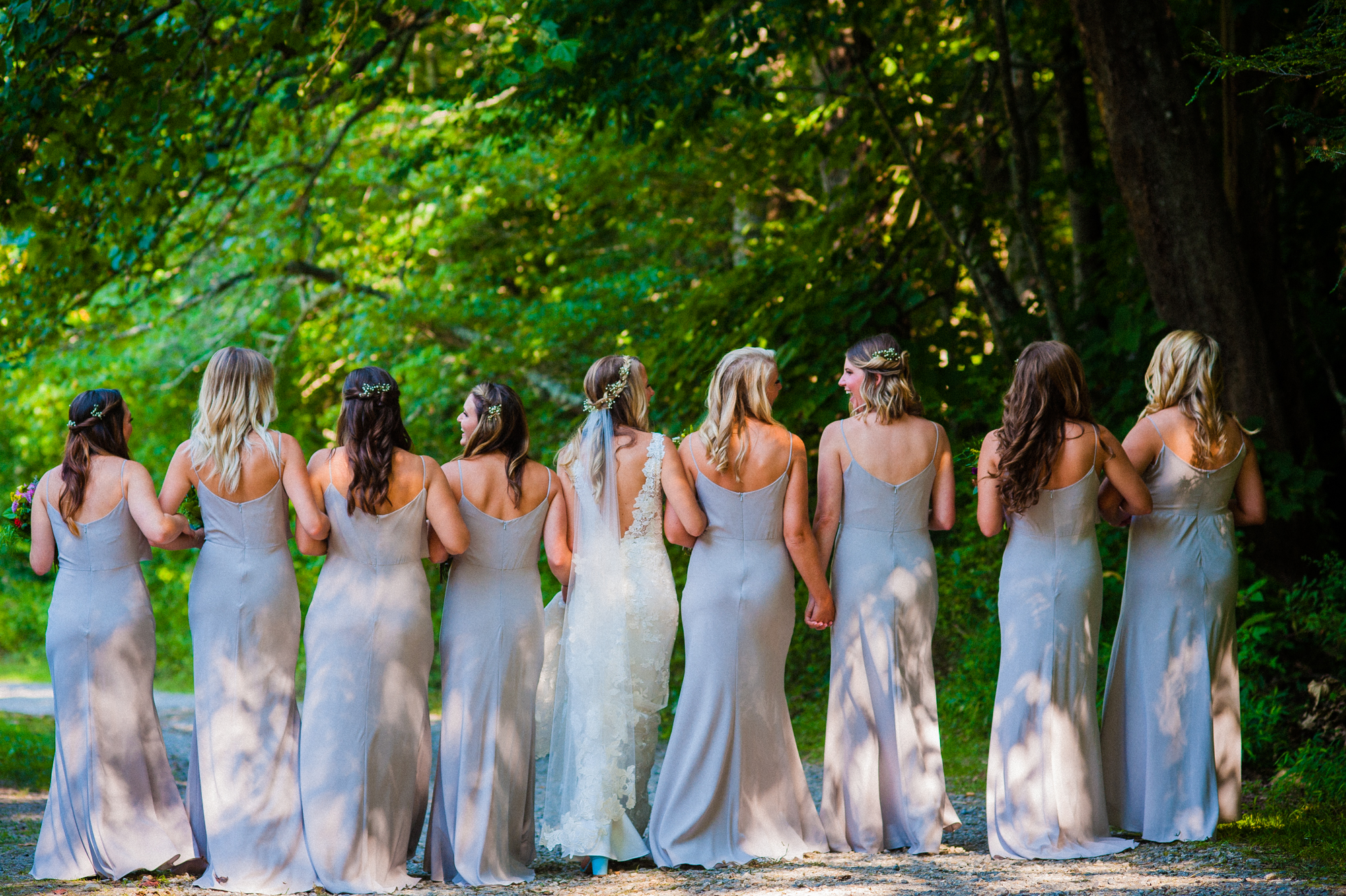 bride and her girls at the fields at blackberry cove