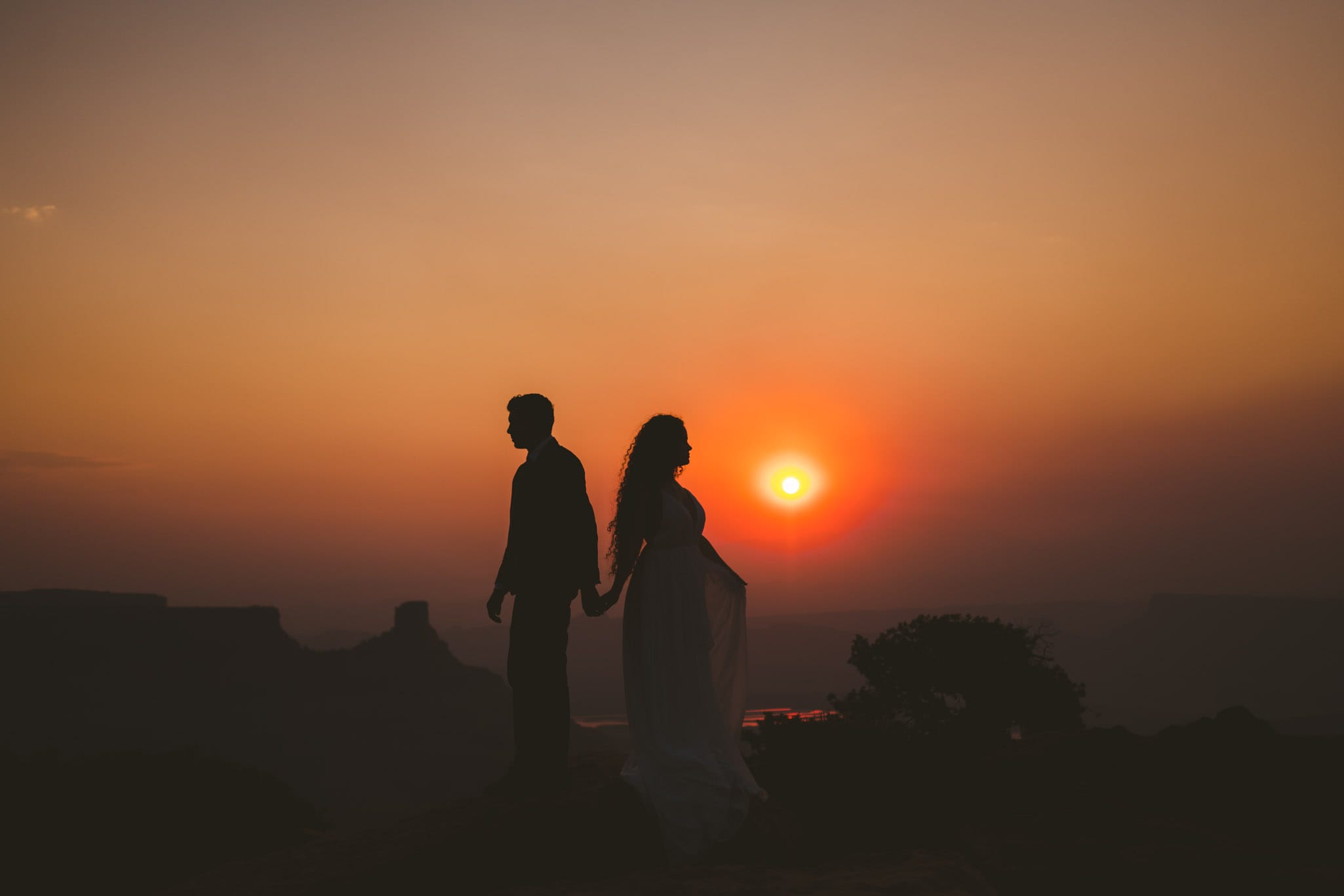 Sunrise wedding at Dead Horse Point near Moab Utah 