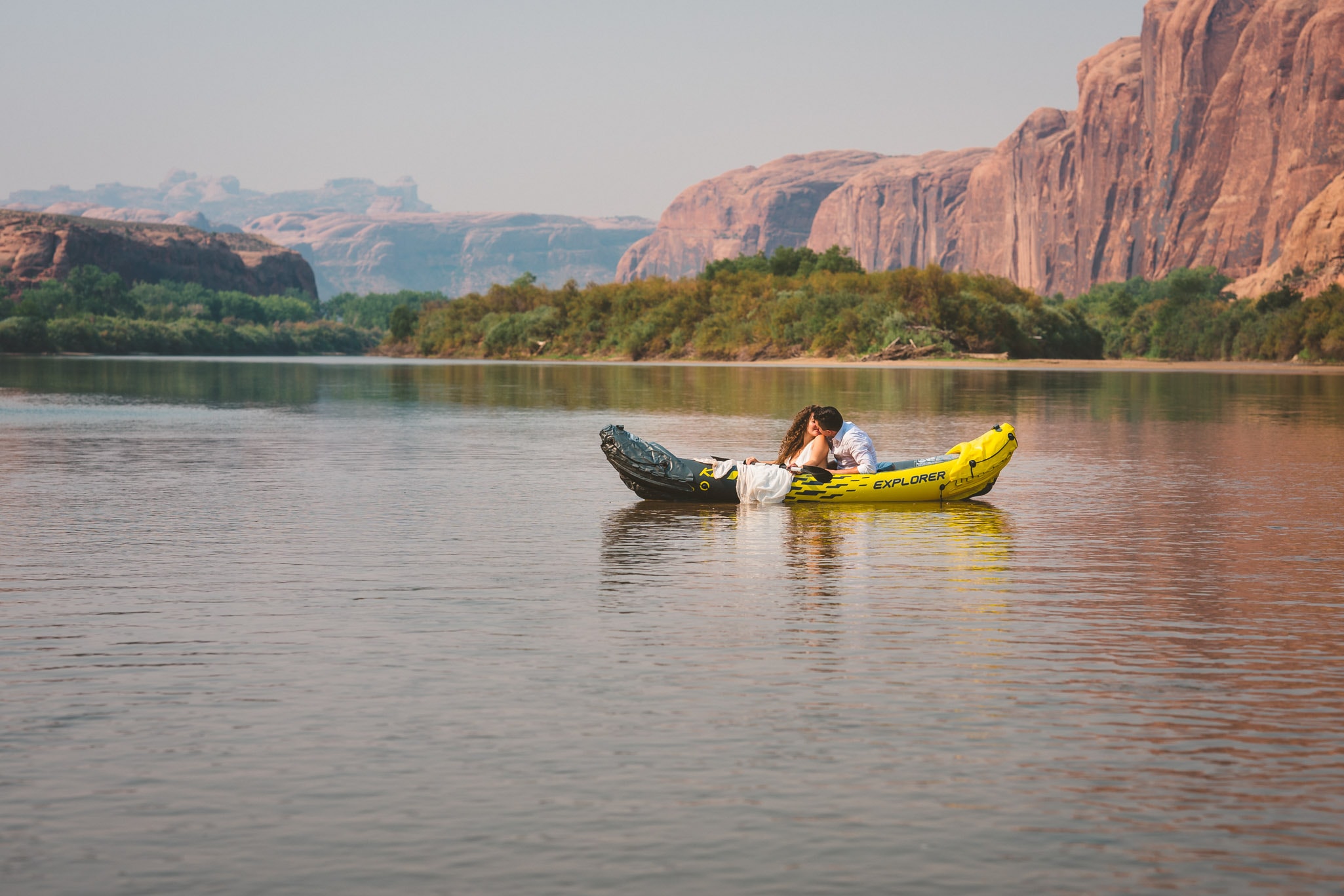 Colorado River wedding pictures