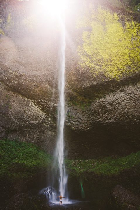 oregon waterfall elopement 